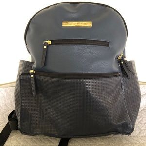 Petunia Pickle Bottom Ace backpack